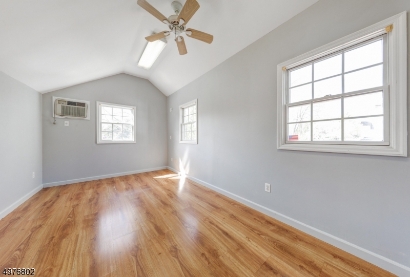 New Vernon - Residential