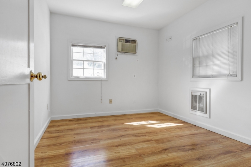 New Vernon - Residential