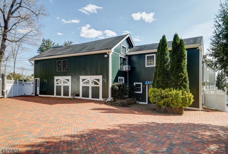 New Vernon - Residential