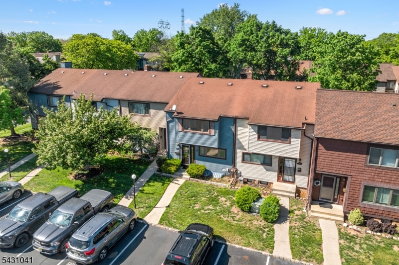 Brookside Sqaure - Residential