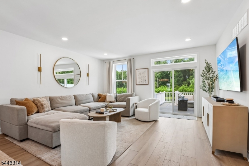The Oaks at Randolph - Residential
