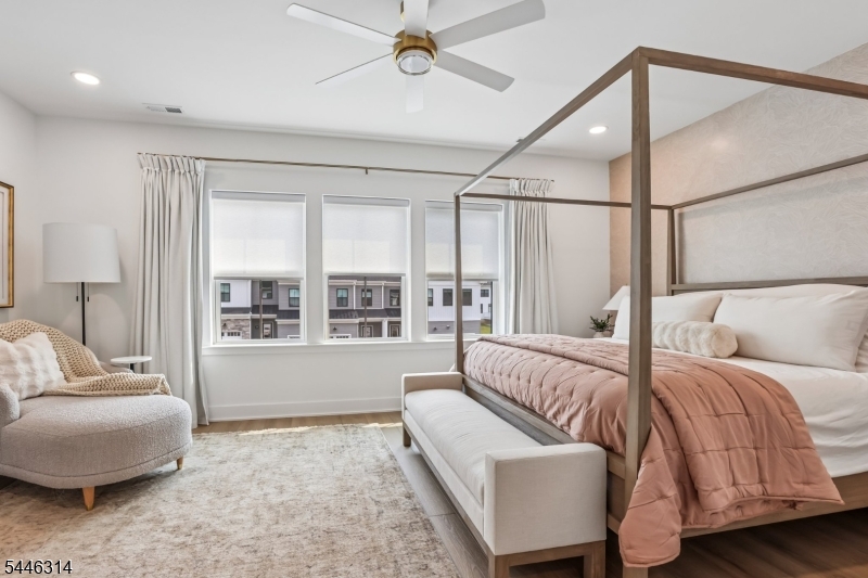 The Oaks at Randolph - Residential
