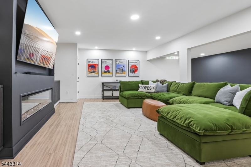 The Oaks at Randolph - Residential