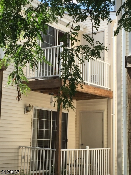 Spring Ridge - Residential Lease