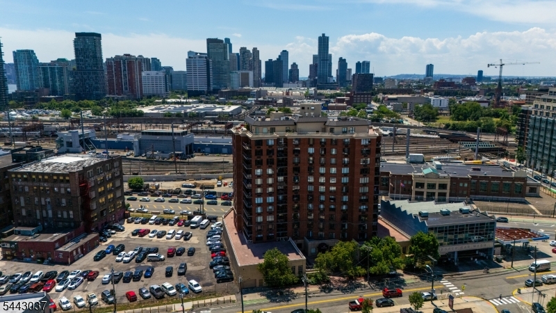 Observer Plaza - Residential