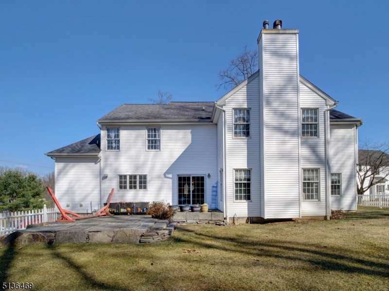 POETS PEAK - Residential