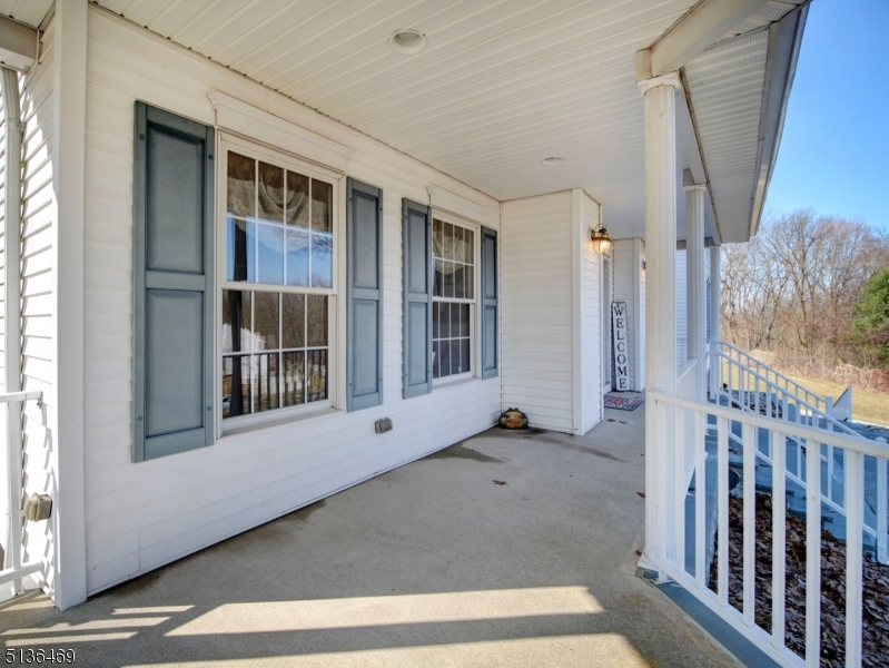POETS PEAK - Residential