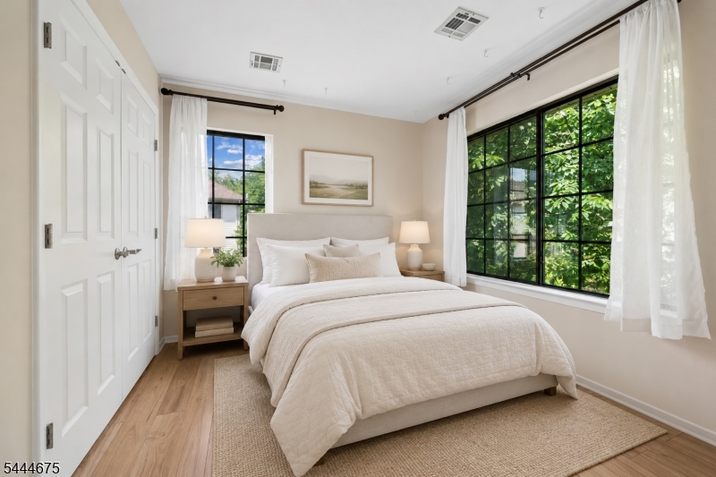 THE CEDARS - Residential
