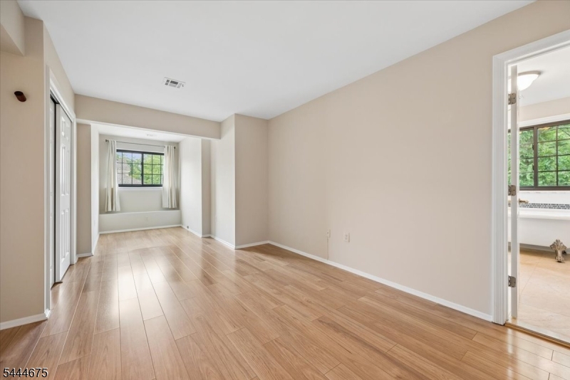 THE CEDARS - Residential