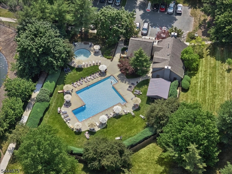 THE CEDARS - Residential
