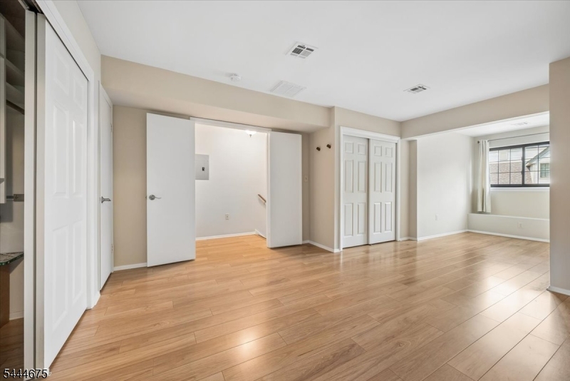 THE CEDARS - Residential