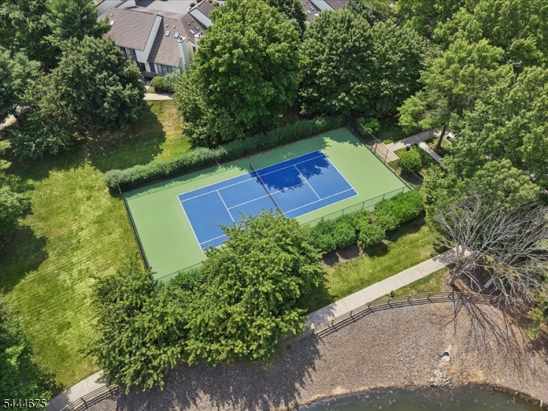 THE CEDARS - Residential