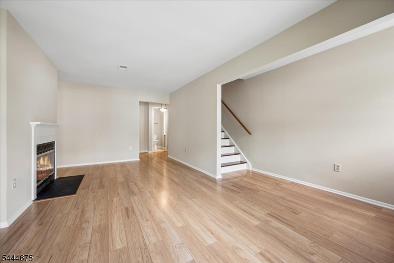 THE CEDARS - Residential