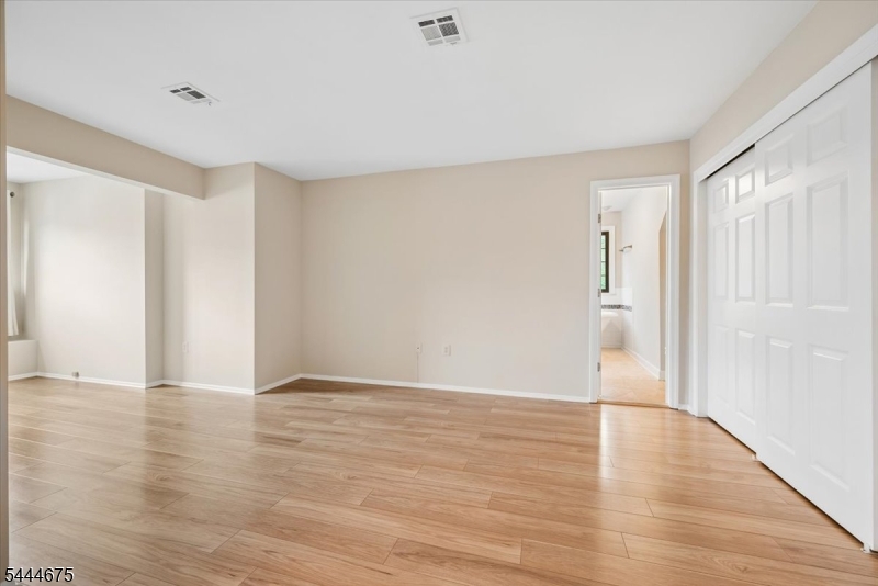 THE CEDARS - Residential