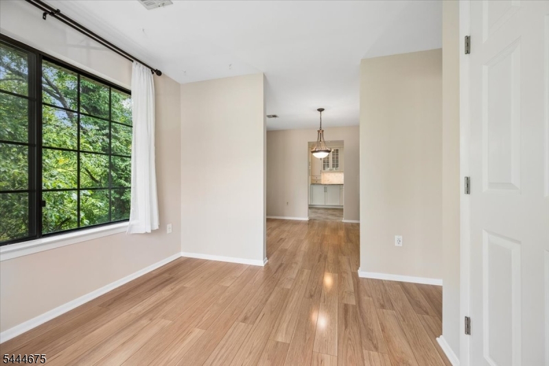 THE CEDARS - Residential