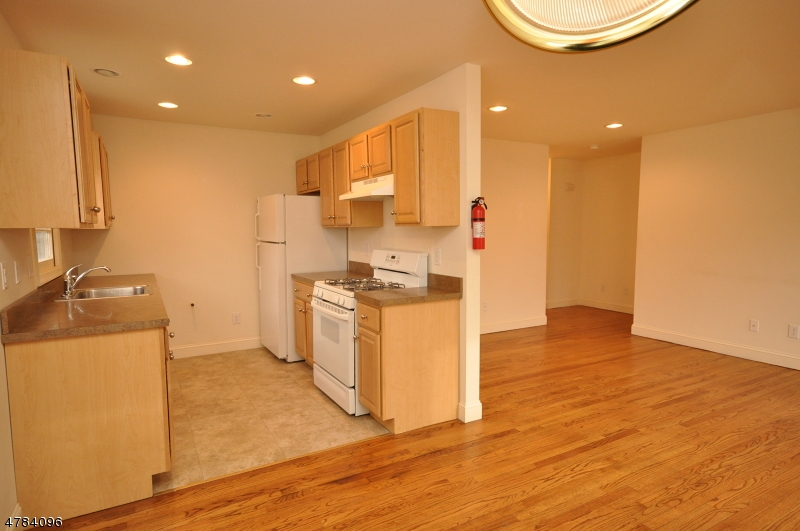 Courtyard Apartments - Residential Lease
