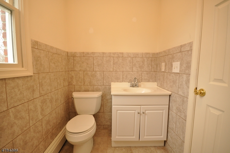 Courtyard Apartments - Residential Lease