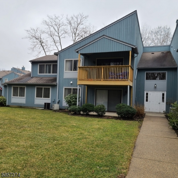 LEDGEWOOD/ DRAKESVILLE - Residential