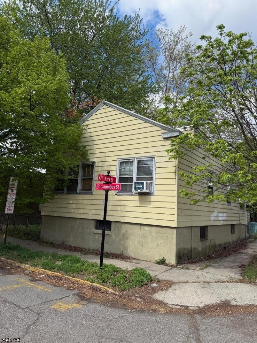 Renovate and bring this 1 bedroom Single Family Home back to it's Glory. The Home sits on  A 50 x 100 lot. Get a Variance and expand or knock down.