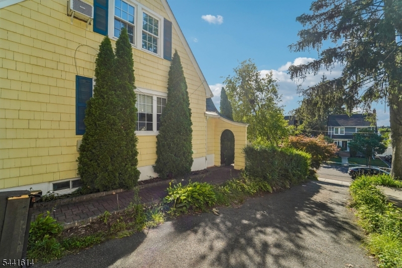 Lower Gregory - Residential