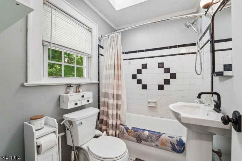 Lower Gregory - Residential