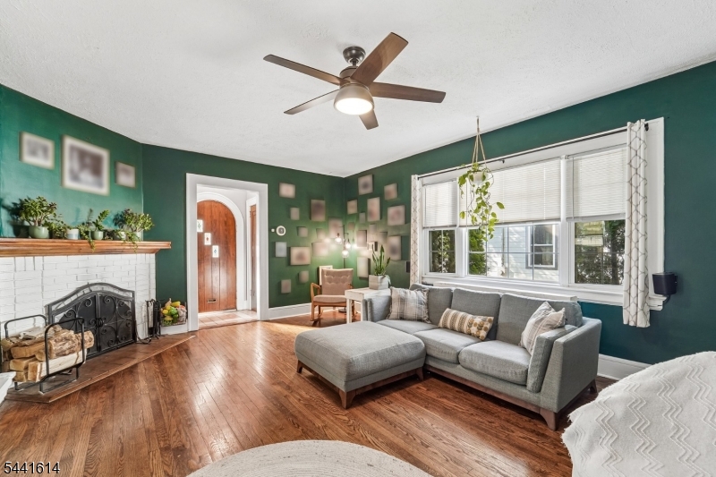 Lower Gregory - Residential