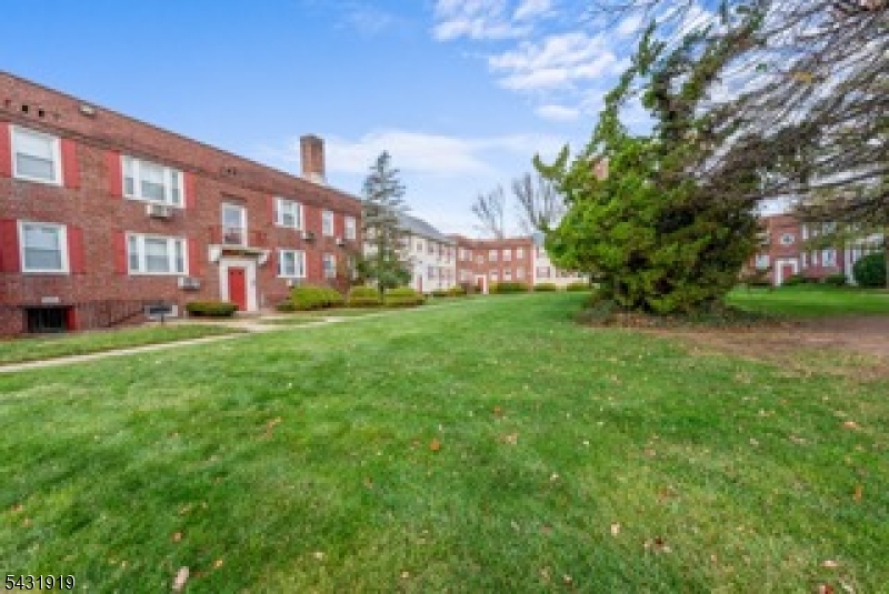 New Meadowbrook - Residential