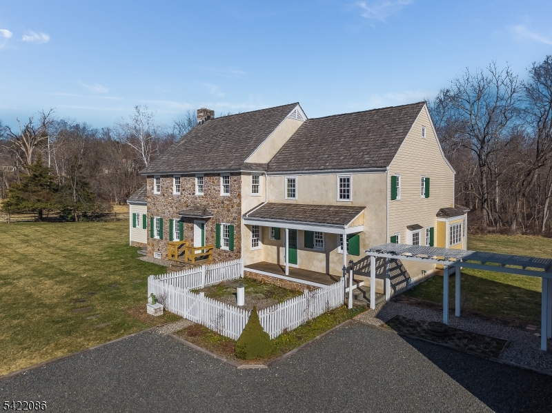 Headquarters Village - Residential