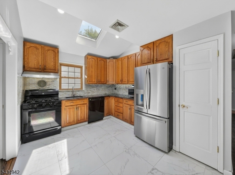 Metuchen Heights - Residential