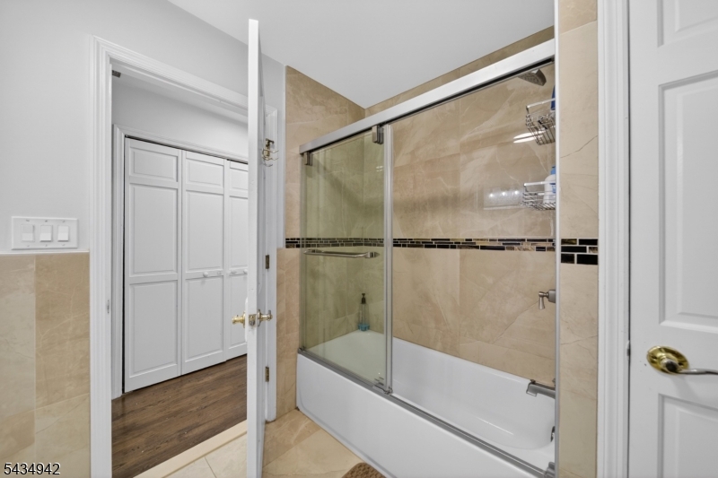 Metuchen Heights - Residential