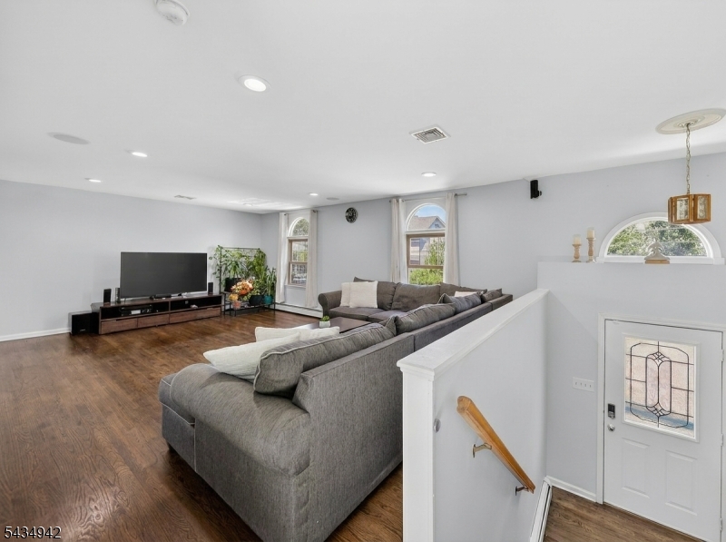 Metuchen Heights - Residential