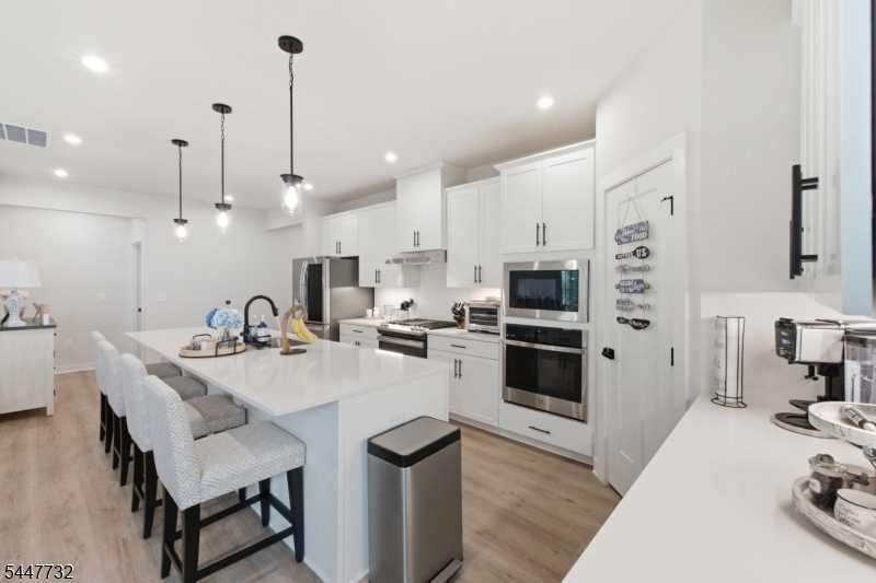 Hawke Point - Residential