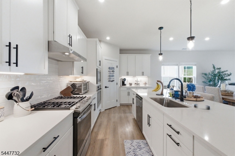 Hawke Point - Residential