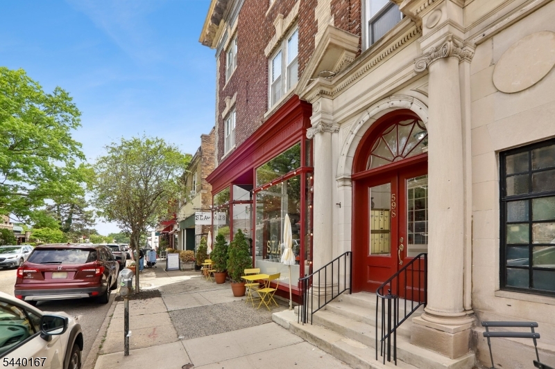 Yantacaw Brook - Residential