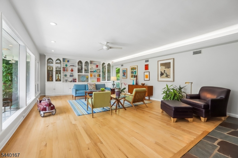 Yantacaw Brook - Residential