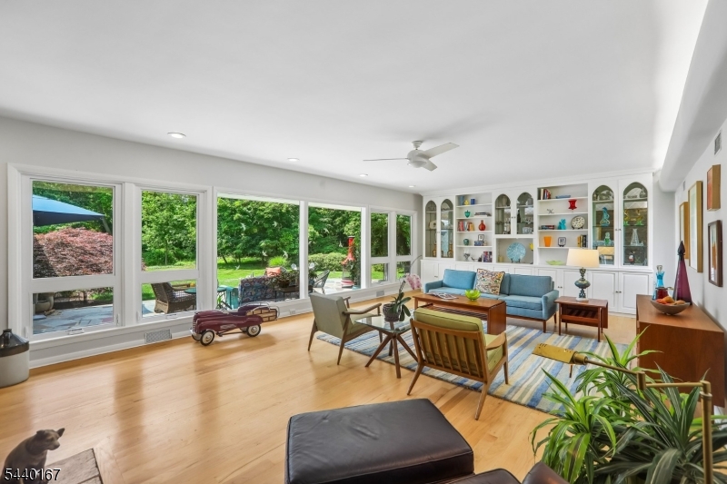 Yantacaw Brook - Residential