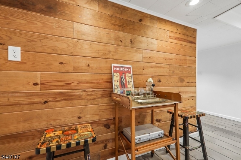 Yantacaw Brook - Residential