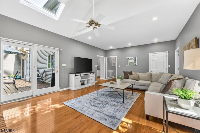 Eastpointe Estates - Residential