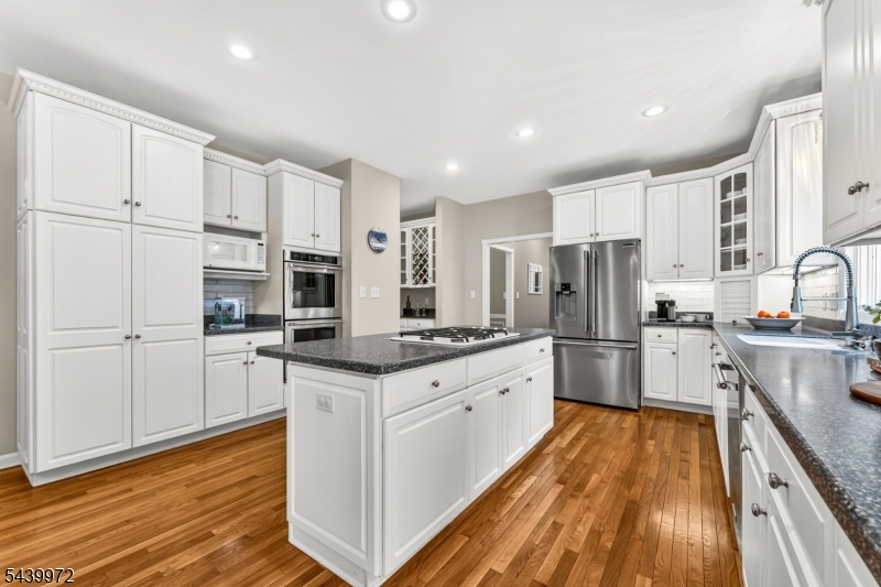 Eastpointe Estates - Residential