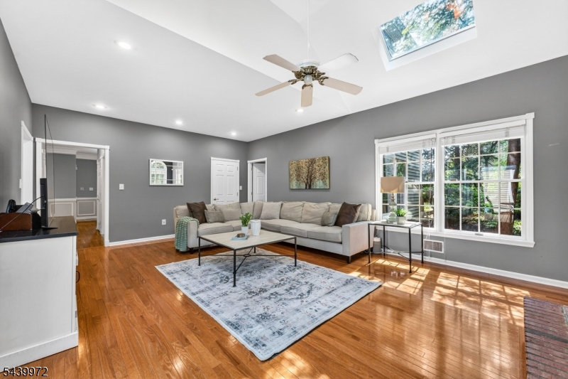 Eastpointe Estates - Residential