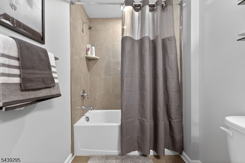Hunterdon Creekside - Residential