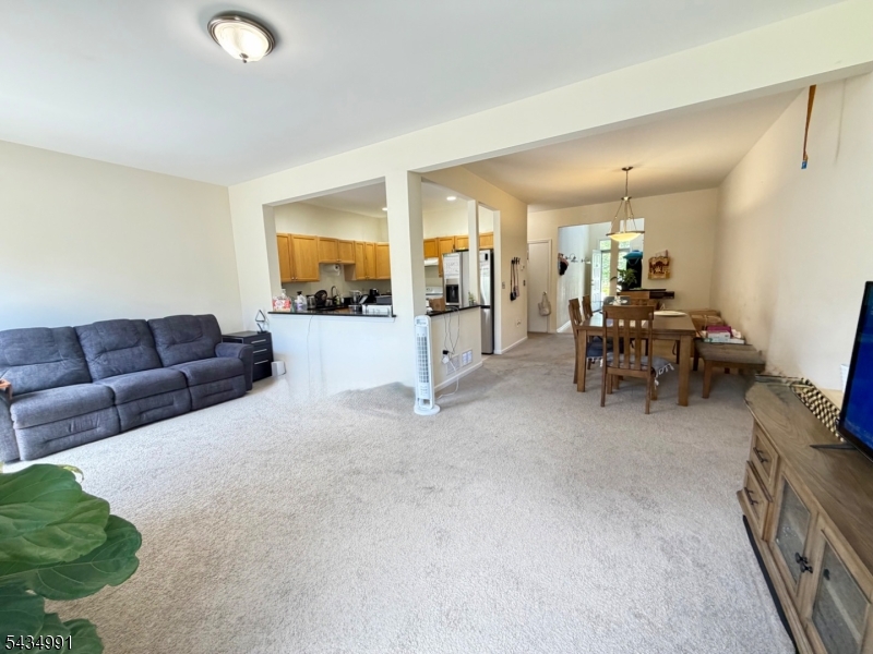 Glenmont Commons - Residential Lease