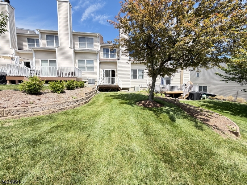 Glenmont Commons - Residential Lease