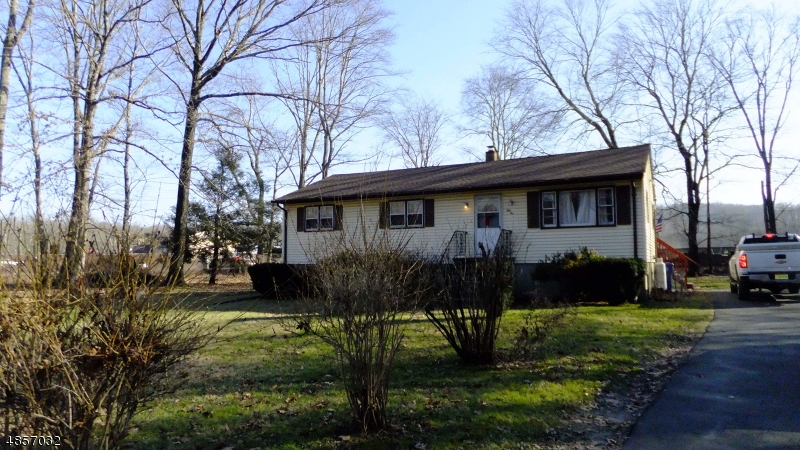 Great opportunity if you like space and tucked away privacy. House is in front of a salvage yard. But offers 4  bedrooms, full unfinished basement,  roof approx 5 yrs, house needs updating