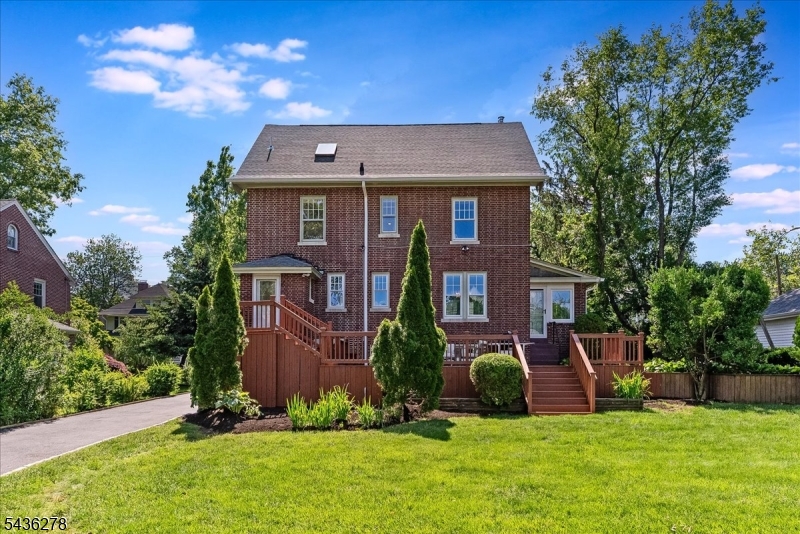 Tuscan, College Hill - Residential