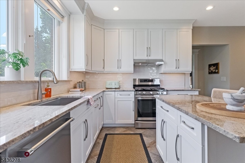 Tuscan, College Hill - Residential