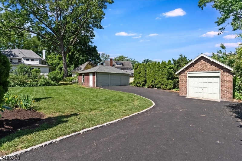 Tuscan, College Hill - Residential