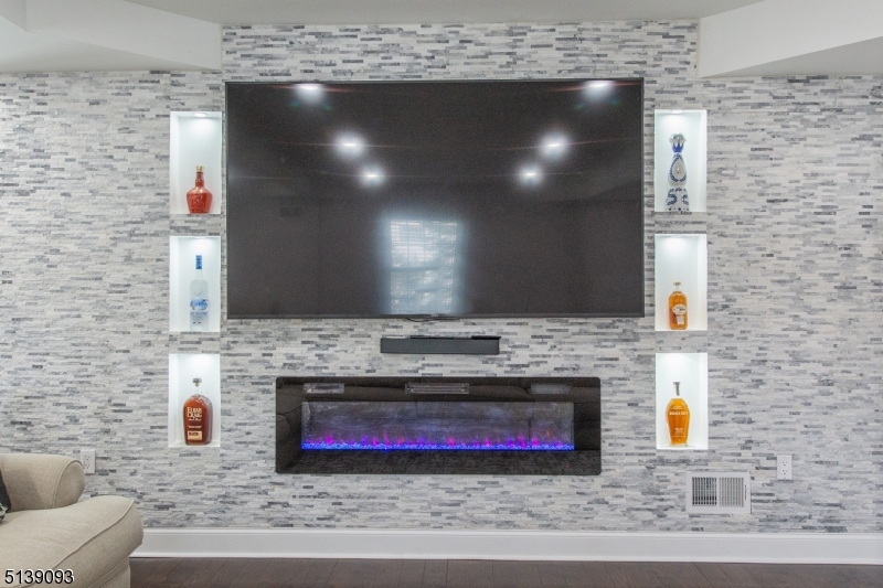 Indian Lake - Residential