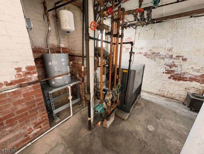West End - Commercial Sale