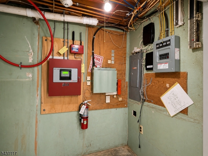 West End - Commercial Sale